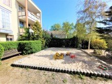 Hausansicht Moderne 2 - Zimmerwohnung in zentraler Lage - Balkon - Wannenbad