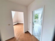 Praktisches Raumkonzept Komfortable 2 - Zimmerwohnung in zentraler Lage - 2 Balkone - EBK - Lift