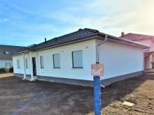 Nord-Ost Ansicht Erkner - Neubauimmobilie - Schl�sselfertiger Bungalow in begehrter Stadtlage