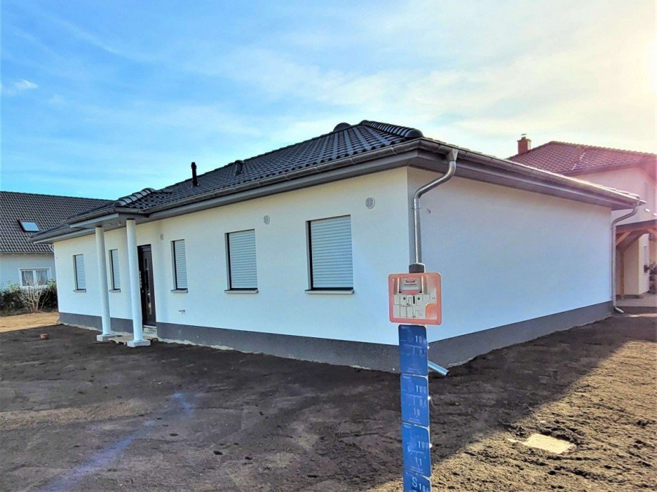Nord-Ost Ansicht Einfamilienhaus Erkner