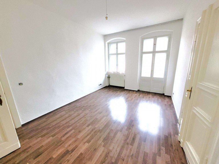 Wohnzimmer inkl. Balkon K�nigs Wusterhausen Wohnung Attraktive 3 - Zimmerwohnung in zentraler Lage - 2 Balkone - Wannenbad - Einbauk�che -