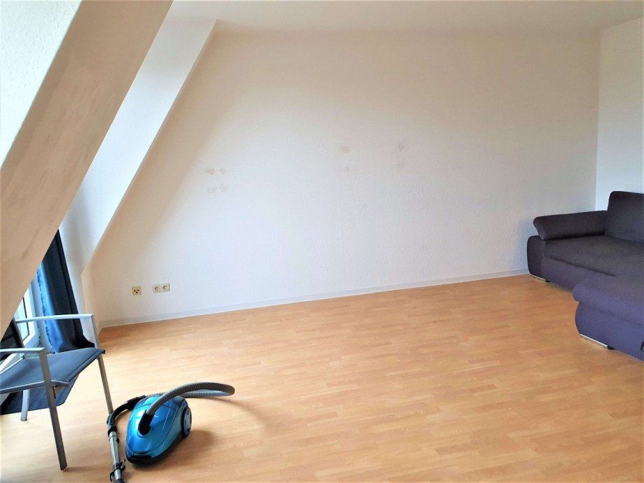 Wohn-Schlafzimmer Dachgeschosswohnung K�nigs Wusterhausen