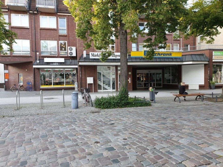 Haupteingang Bahnhofstra�e K�nigs Wusterhausen SB Markt 726 m� Attraktive Einzelhandelsfl�che zur individuellen Nutzung - In bester Gesch�ftslage