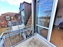 Balkon Komfortable 2 - Zimmerwohnung in zentraler Lage - 2 Balkone - EBK - Lift