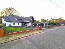 Garten Stilvolles Architektenhaus in naturvoller Umgebung - Einliegerwohnung - Innenpool -