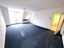 Wohn-Schlafzimmer Komfortables Apartment mit S�dbalkon und neuer EBK in zentraler Lage