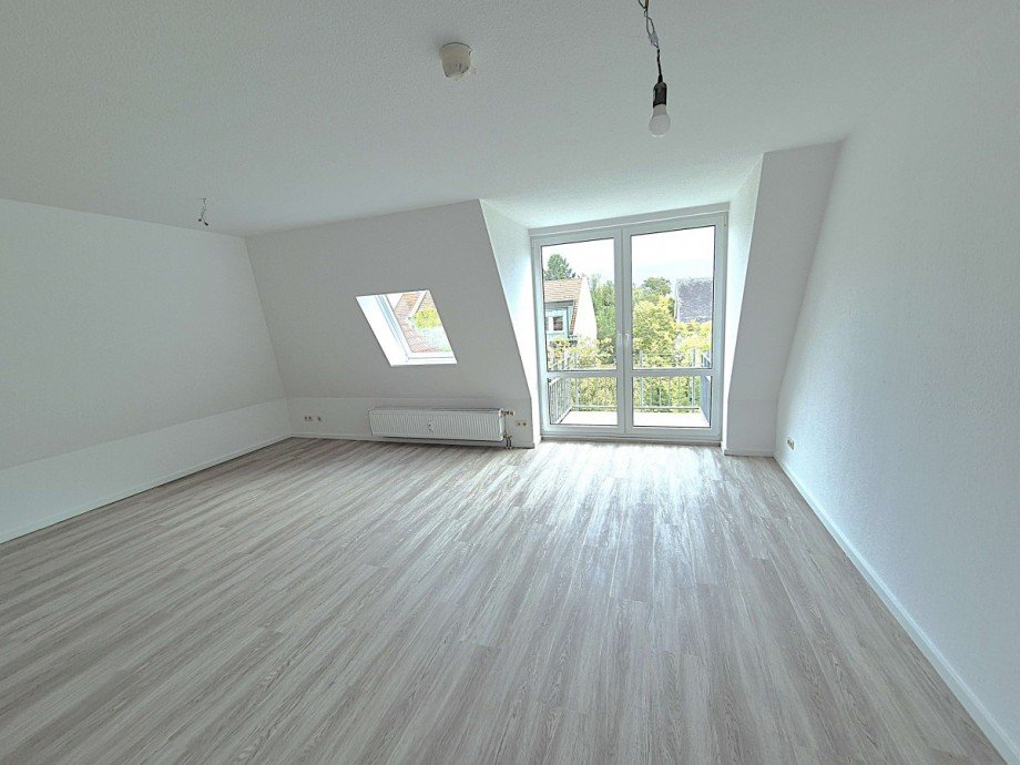 Zimmer II Dachgeschosswohnung K�nigs Wusterhausen