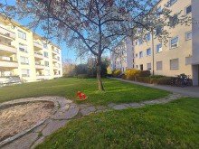Hausansicht Tempelhof | Bezugsfrei | Charmante 3-Zimmerwohnung | S�dbalkon | Duschbad | Pkw-Stellplatz |
