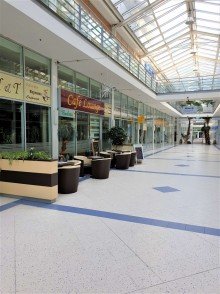 Fontane-Center 68 m�  B�ro - Praxis - Fl�che in bester Centerlage