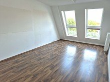 R�umlichkeiten Neuk�lln - 128 m� Praxis - Kanzlei - B�ro - Callcenter - Fl�che in bester Gesch�ftslage
