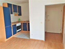 K�che, Eingangsbereich Komfortable 2 - Zimmerwohnung in zentraler Lage - 2 Balkone - EBK - Lift