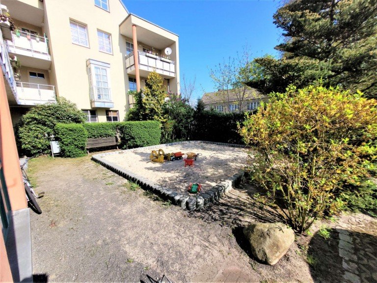 Hausansicht Luckenwalde Erdgeschosswohnung *WBS* Sonnige 2 - Zimmerwohnung in zentraler Lage - Erdgeschoss - Wannenbad