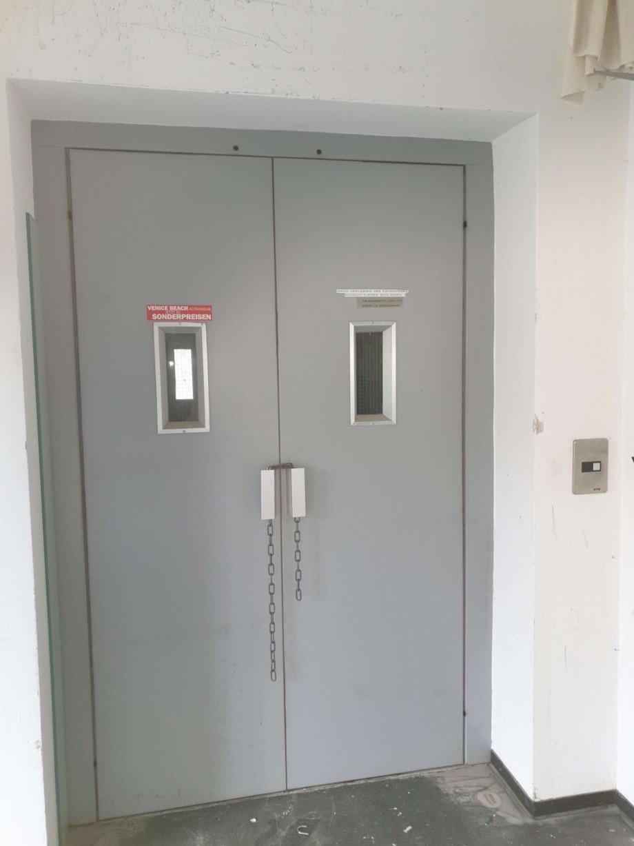 Lastenaufzug B�rohaus K�nigs Wusterhausen