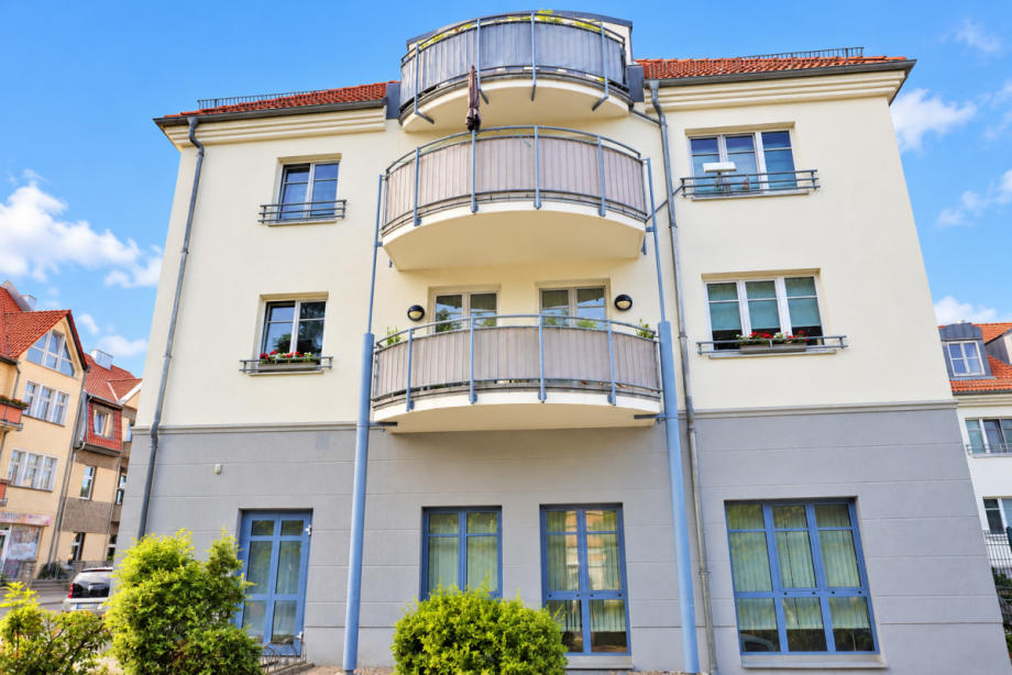 Hausansicht Wohn- / Gesch�ftshaus Erkner