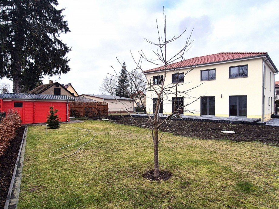 Garten Doppelhaush�lfte Zossen OT W�nsdorf