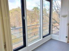 Loggia-Wintergarten Sonnige 2 - Zimmerwohnung in zentraler Lage - Loggia - Lift - EBK - Parkhaus
