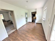 Entree PROVISIONSFREI | Zernsdorf | Bezugsfrei | Attraktiver Bungalow inkl. Uferparzelle und Baupotential in Seen�he