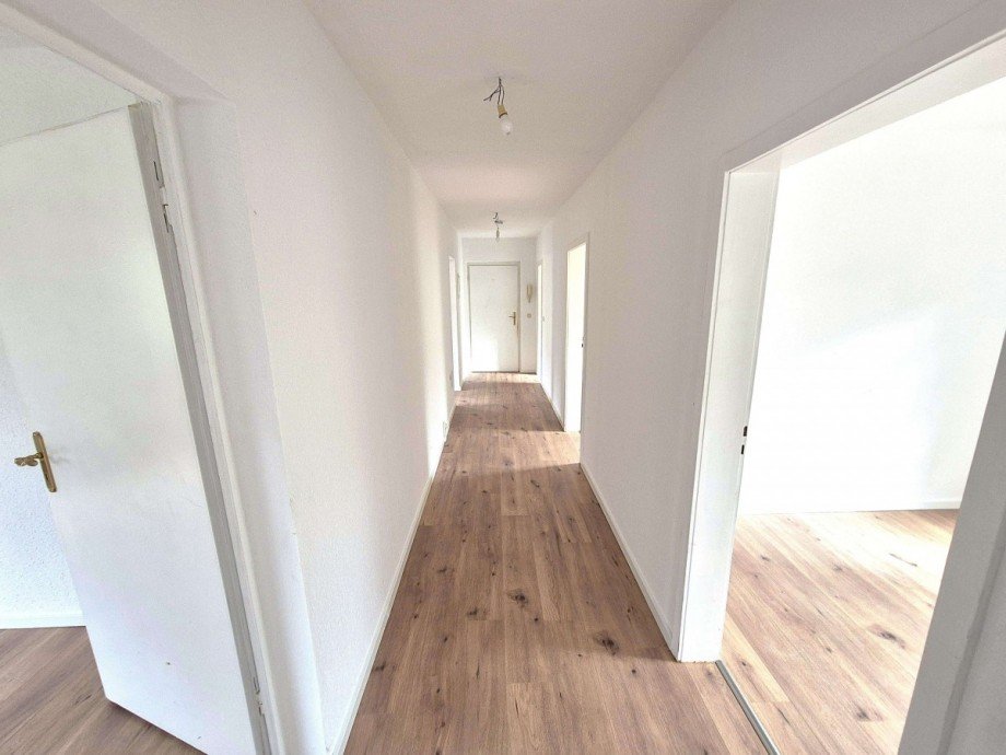 Zentraler Flur Erdgeschosswohnung Strausberg