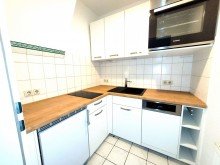 Neue Einbauk�che Komfortables Apartment mit S�dbalkon und neuer EBK in zentraler Lage
