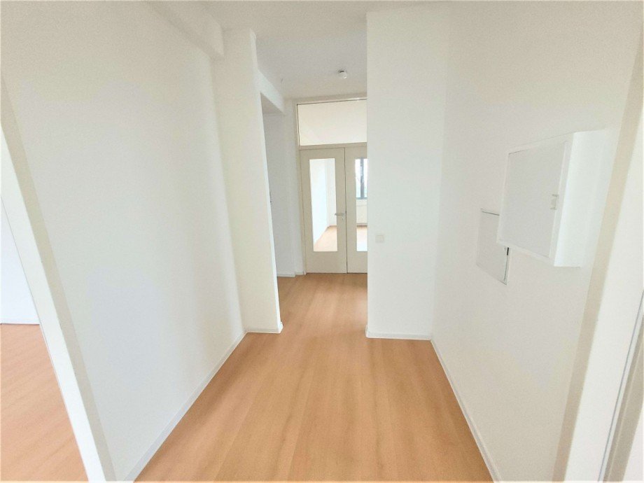 Zentraler Flur Etagenwohnung K�nigs Wusterhausen