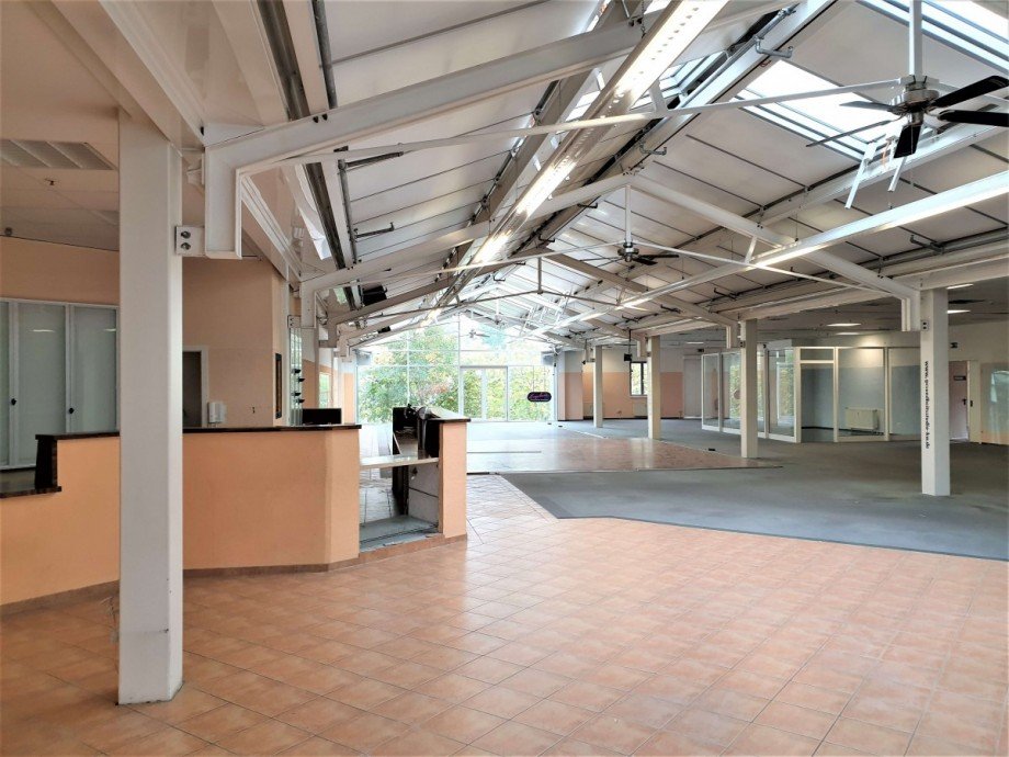 1155 m� Mietfl�che B�rohaus K�nigs Wusterhausen