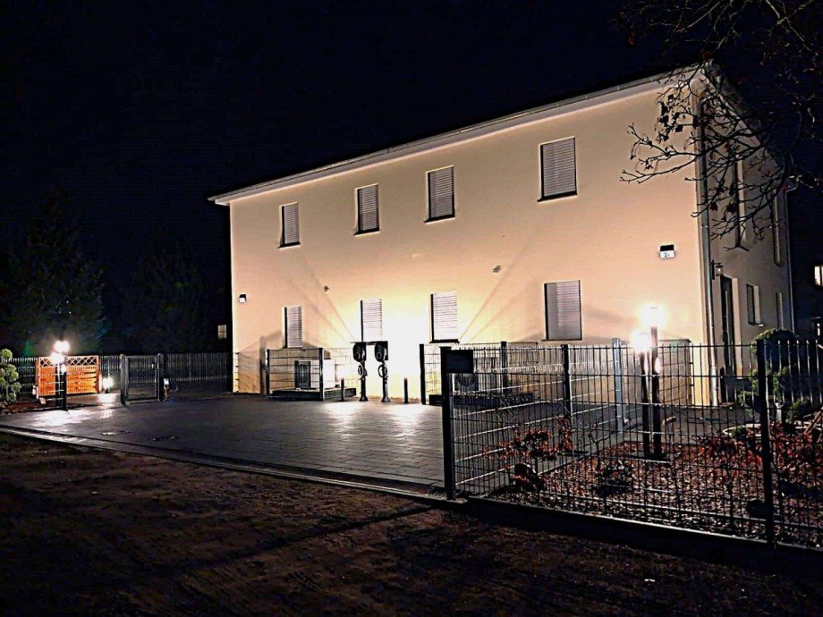 Hausansicht Doppelhaush�lfte Zossen OT W�nsdorf