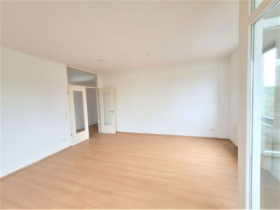 Wohnzimmer, Loggia Etagenwohnung K�nigs Wusterhausen
