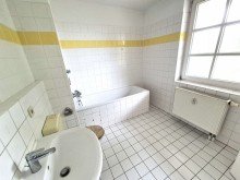 Wannenbad *WBS* Sonnige 2 - Zimmerwohnung in zentraler Lage - Balkon - Wannenbad -