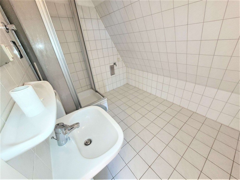 Duschbad Dachgeschosswohnung K�nigs Wusterhausen